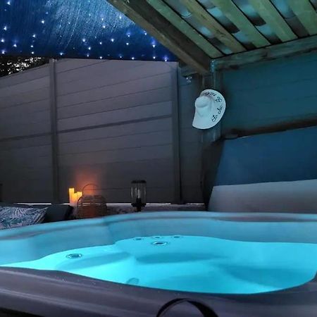 L'Antre Deux Pierres, Romantisme, Jacuzzi Exterieur, Plateau Dinatoire Bouyon Exterior foto